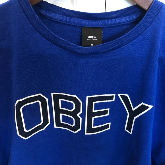 Obey T-shirt - Picture 2 of 4
